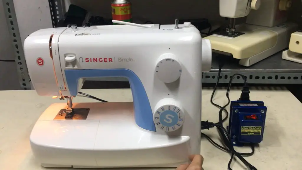Singer Sewing Machine won't turn on