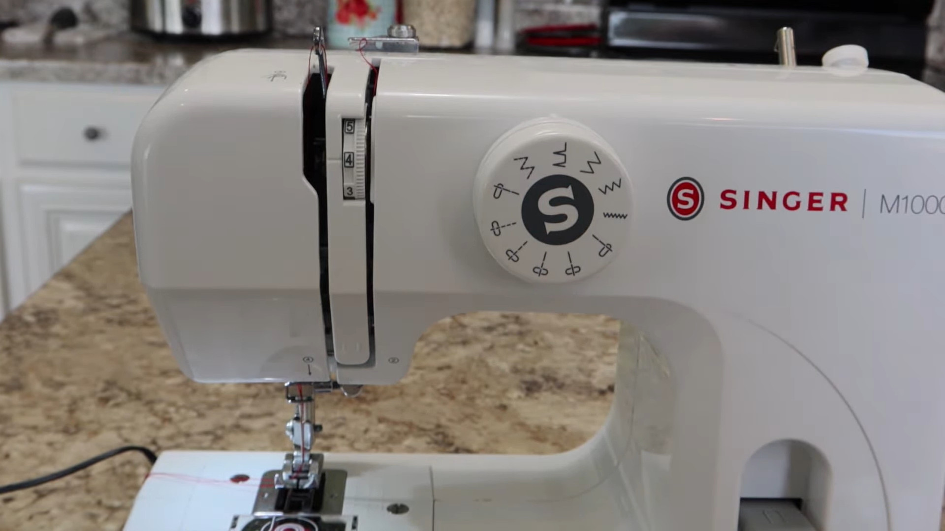 Singer M1000 Mending Sewing Machine